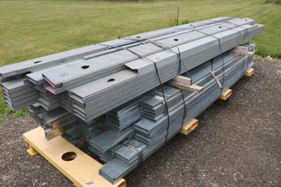 Steel pallet with galvanized framing