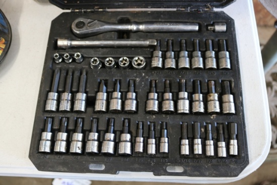 Wrench set