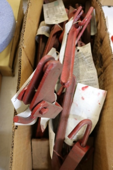 Box of load binders