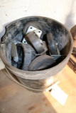 Bucket of castors