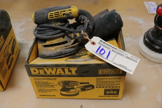 DeWalt DWE6423K 5" hook and loop orbital sander