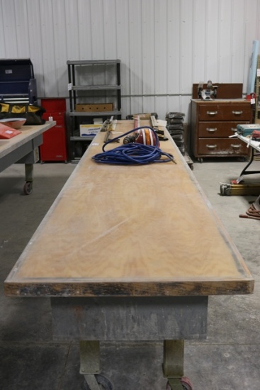 31" x 193" Portable casting table