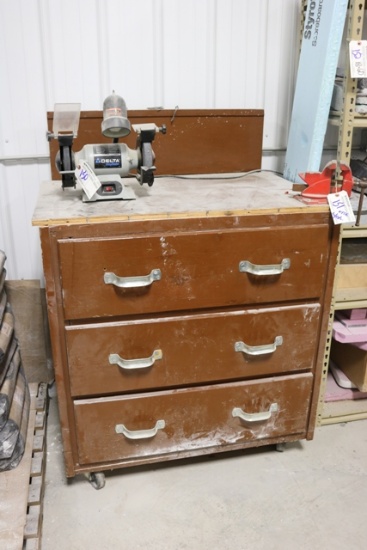 3.5" Bench vice with 3 drawer cabinet