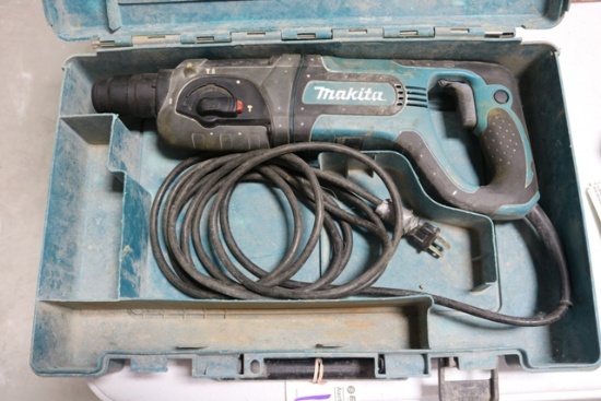 Makita HR2475 hammer drill