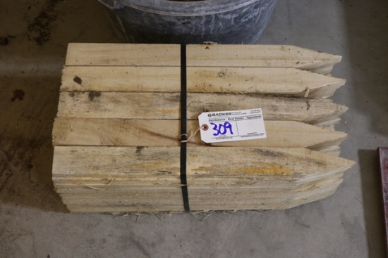 Bundle of 1" x 2.5" wood stakes