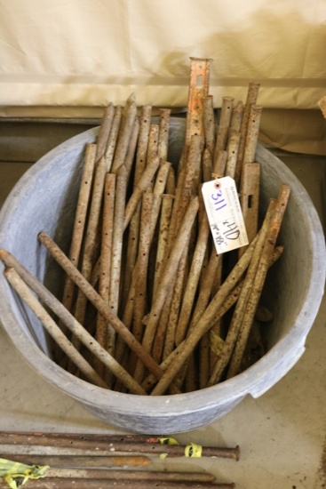 Times 40 - 14" & 18" steel form stakes