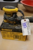 DeWalt D26441K 1/4 sheet palm grip sander