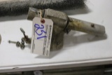 ILL adjustable concrete base