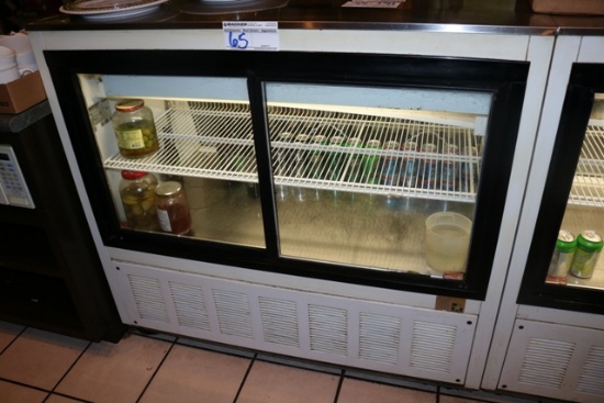 True DMS-48L 48" refrigerated deli case