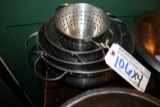 Times 4 - Stainless colanders