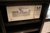 GE microwave