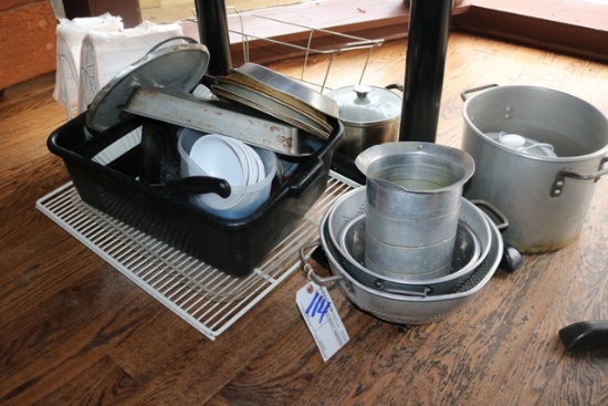 Stock pot, misc. pans, chaffing wires, misc.