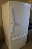 GE GBSCOHCXCRWW refrigerator - bottom freezer