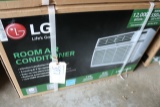 LG LW1216ER 12,000BTU window air conditioner, 110V 15A - New