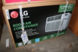 LG LW1216ER 12,000BTU window air conditioner, 110V 15A - New