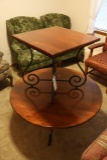 Pair to go round & square coffee/end tables