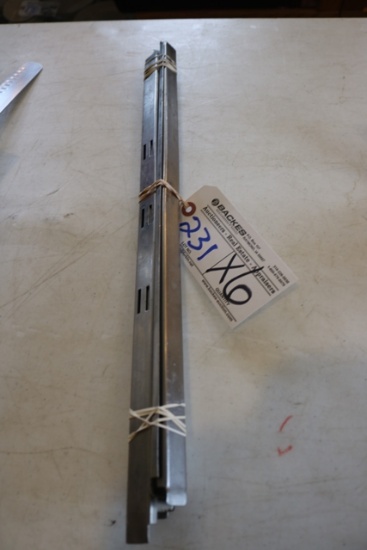 Times 6 - Pan supports