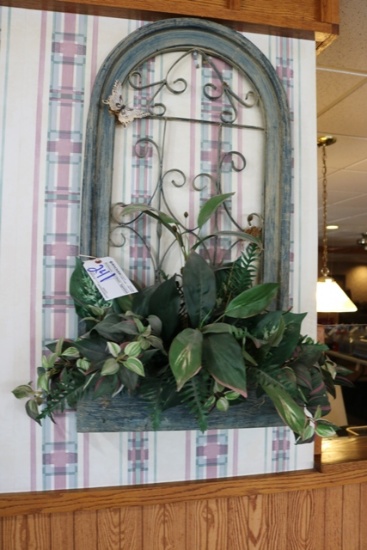 Red Berry wreath, Rooster plant, & 18" green wall planter décor