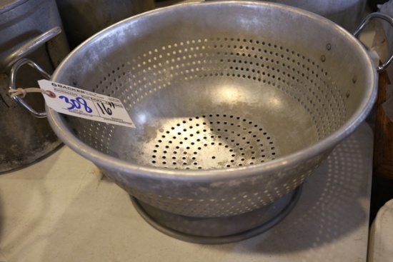 16" aluminum colander