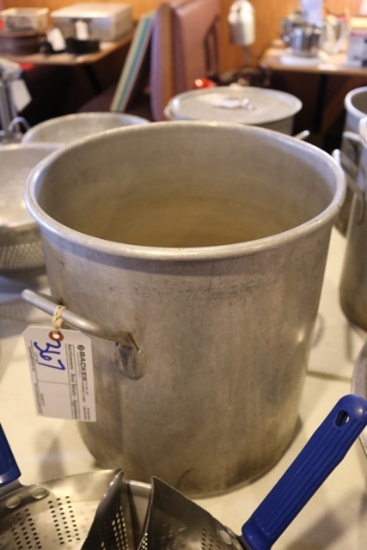 times 2 - 30 quart aluminum stock pots - dented bottom
