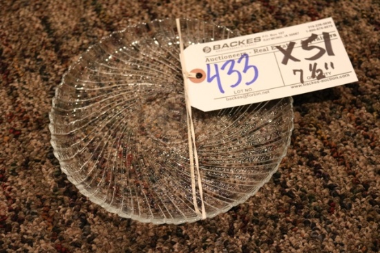 Times 51 - 7 - 1/2" glass salad plates