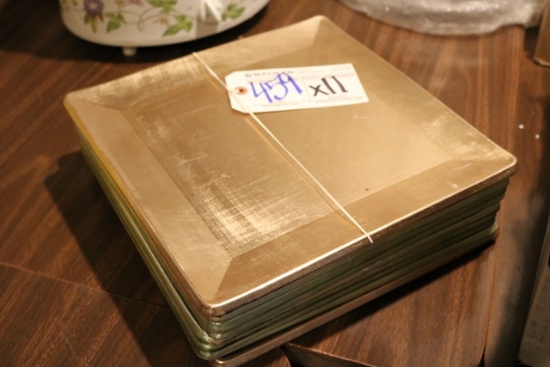 Times 11 - gold & silver plastic service trays