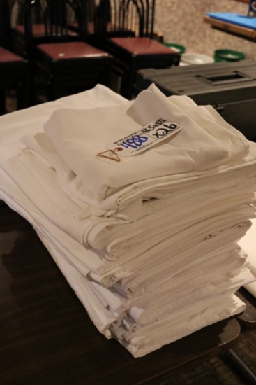 Times 26 white 85" x 85" cloth table covers