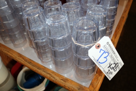 Times 28 - 7 oz clear plastic cups