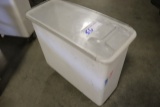 Cambro model IB27 - portable ingredient bins w/ lids