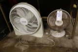 2 Floor fans