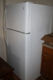 Kenmore refrigerator - top mount freezer
