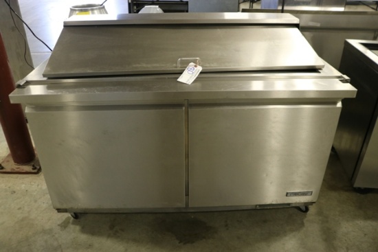 Pro Core TSc61-MT refrigerated prep table - 2 door 1 lid - working