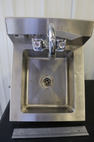 14" Elkay stainless wall mount hand sink