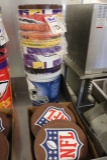 All to go - 10 NFL popcorn tins with lids