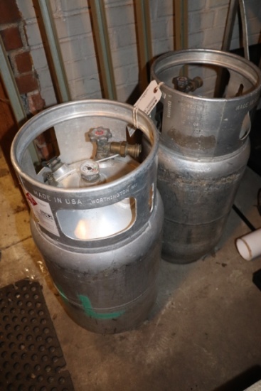 Times 2 - LP forklift tanks