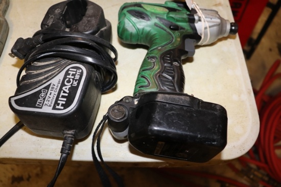 Hitachi 18v drill with charger