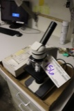 Premier microscope