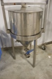 Custom made 10 gallon fermentation tank w/ lid