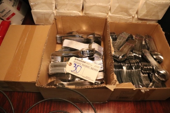 All to go - 3 boxes of plastic silverware