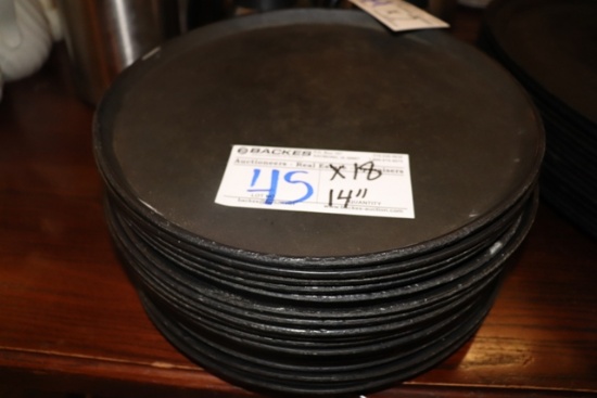 Times 18 - 14" round service trays