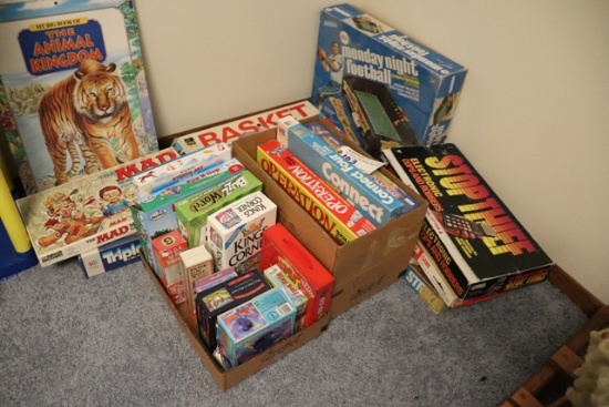 All to go - Electric football and other board games