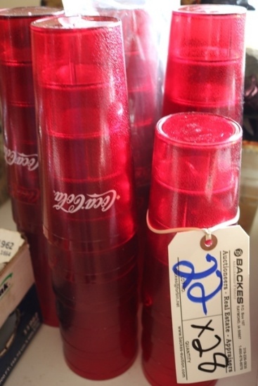 Times 28 - 24oz red Coke cups