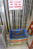 Times 6 - Shopping baskets with stand