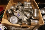Case to go - stainless creamers