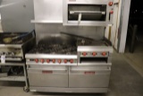 Vulcan gas range with 6 burners and 24
