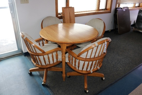 42" round lite oak kitchen table w/ 4 padded chairs - 2 extra leaf's