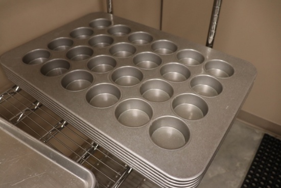 Times 6 - Chicago Metallic 24 count - 3" cupcake pans