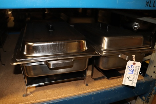 Times 4 - Stainless chafing units with black handled lid - 2 fuel container