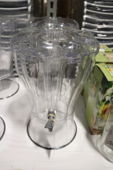 Times 2 - Acrylic beverage dispensers