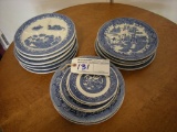 All to go  Blue and white dishes